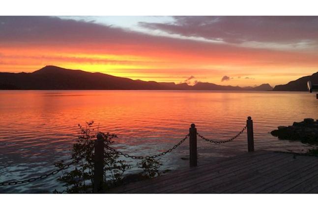Smastranda Fjord Lodge Aheim Zewnętrze zdjęcie